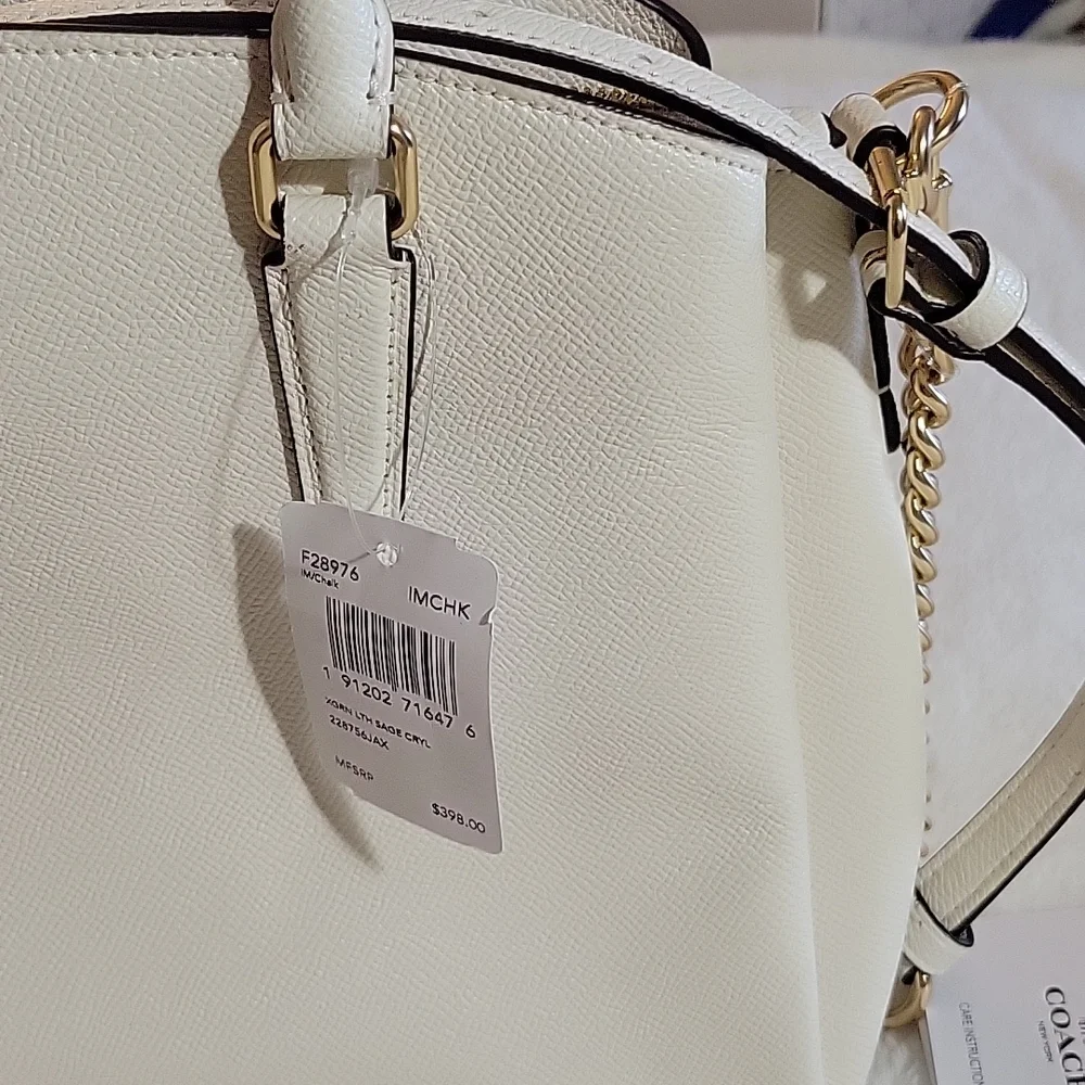 🌸HOST PICK🌸COACH MINI - LILLIE CARYALL BAG - Picture 14 of 16